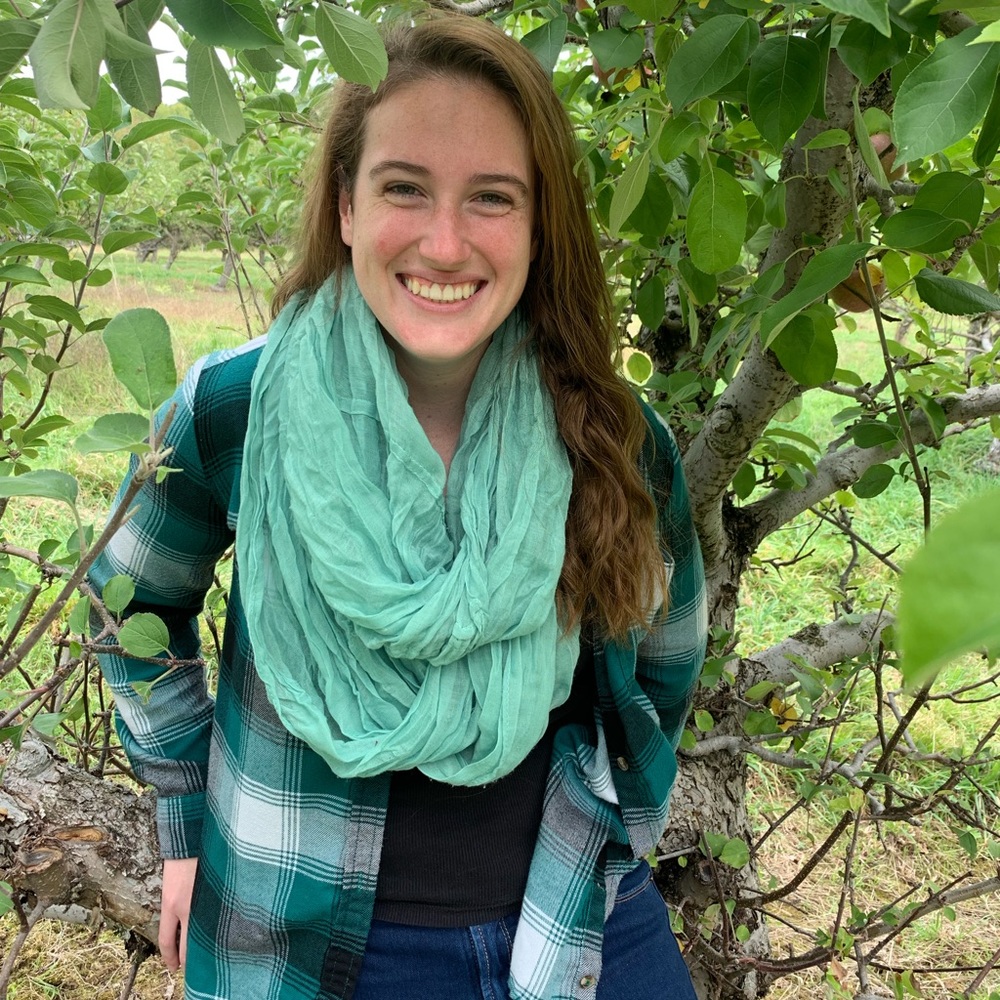 Meet your Posher, Brittney